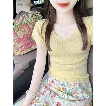 Cream-yellow V-neck Cap-sleeve Short-sleeve Womens Summer Top